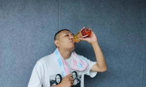 广东富豪卖饮料，半年身家涨了70亿